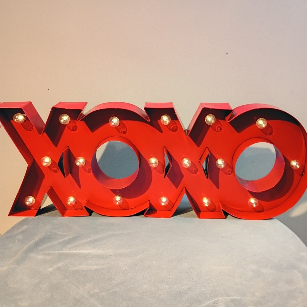 Hobby Lobby Red XOXO Marquee Light Up Sign Valentine Home Decor 26 Inch